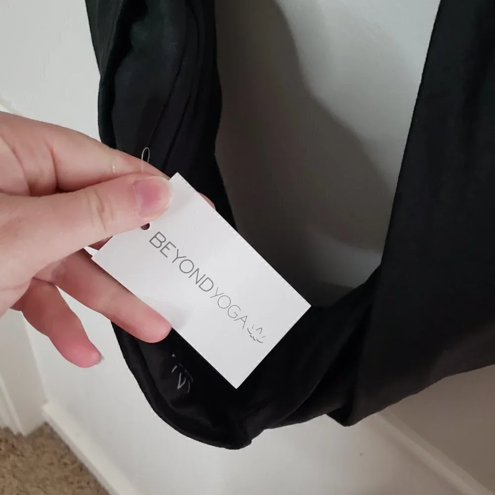 BEYOND YOGA Solid Black Pocket Infinity Scarf